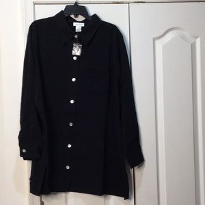 Travelsmith 2x Black 💯poly travel blouse NWT
